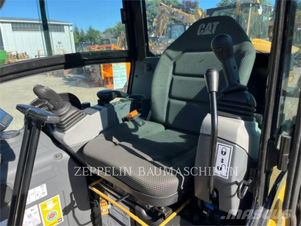 CAT 301.8-05A Raupenbagger