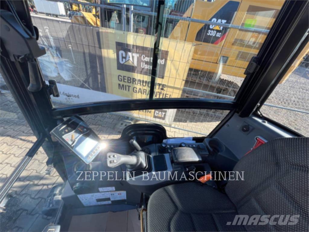 CAT 301.8-05A Raupenbagger