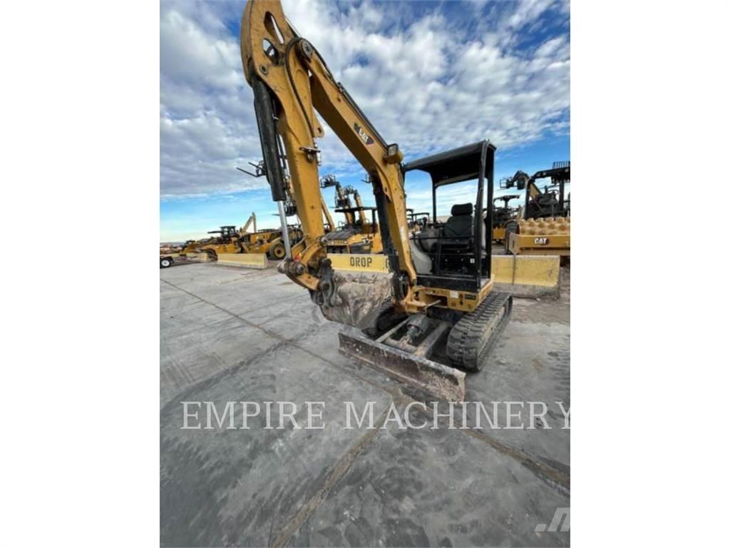 CAT 302.7D CR Raupenbagger