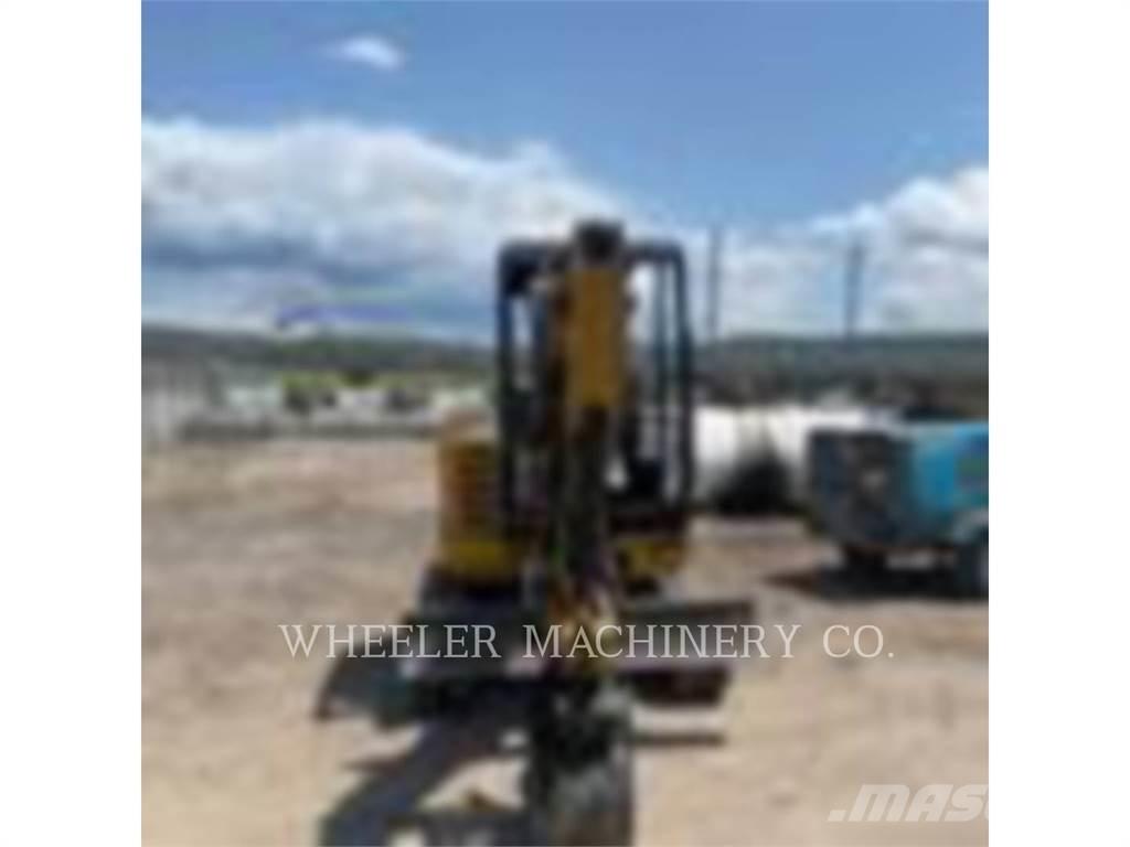 CAT 302.7DC1TH Raupenbagger
