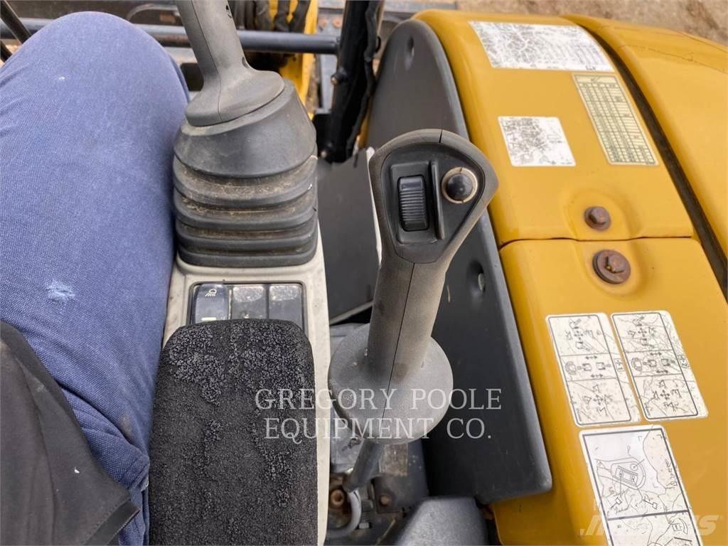 CAT 303.5E2CR Raupenbagger