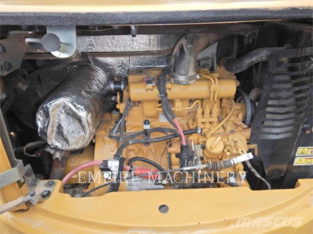 CAT 303.5E2CR Raupenbagger