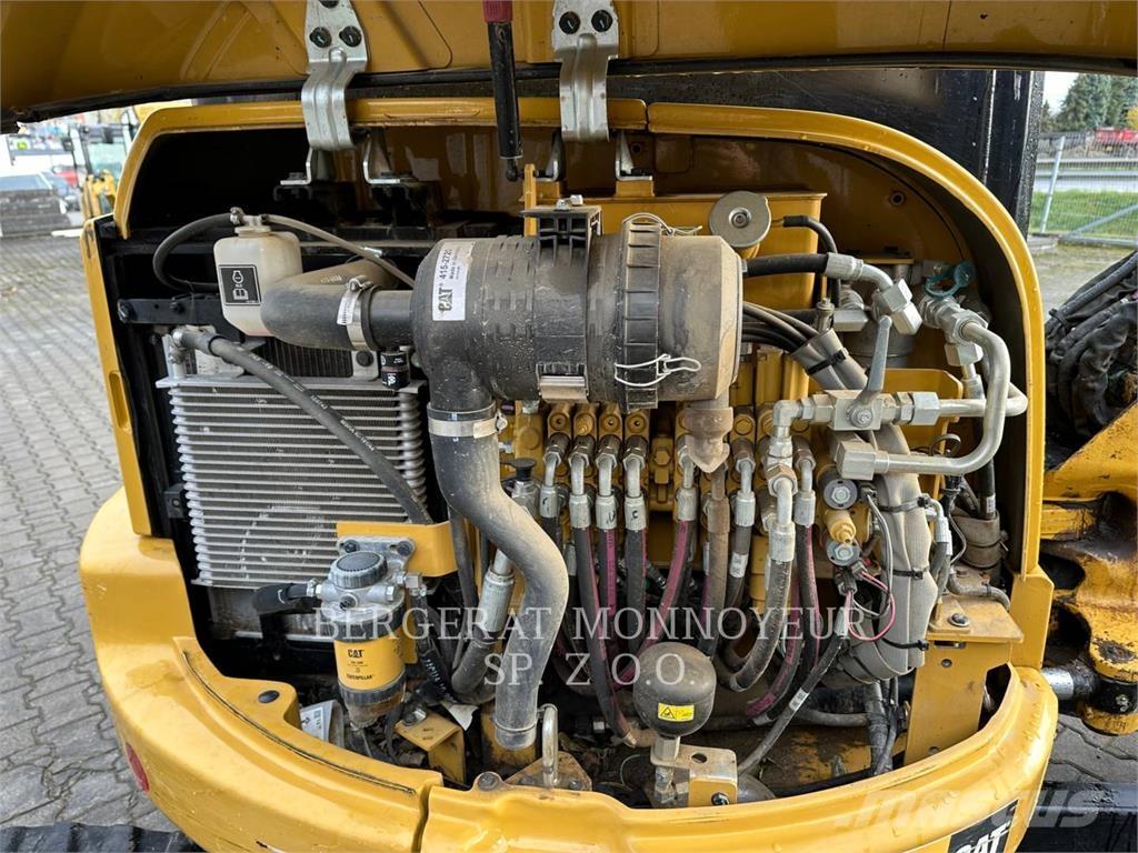 CAT 304E2CR Raupenbagger