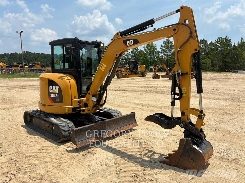 CAT 304E2CR Raupenbagger
