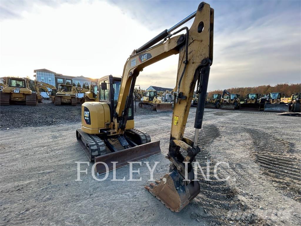 CAT 305.5E2CR Raupenbagger
