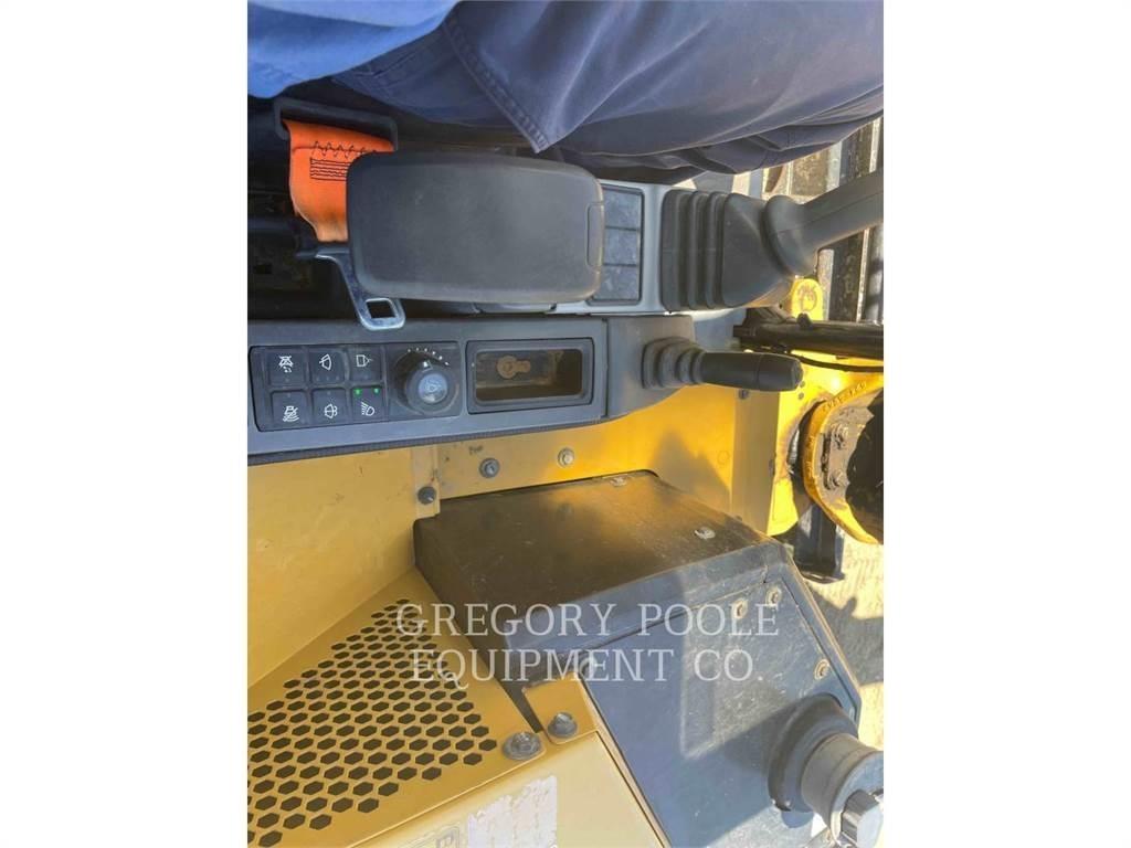 CAT 30607CR Raupenbagger