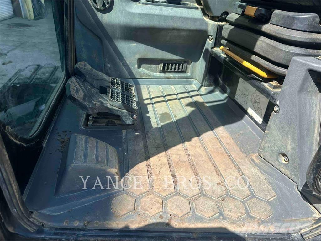 CAT 310 Raupenbagger