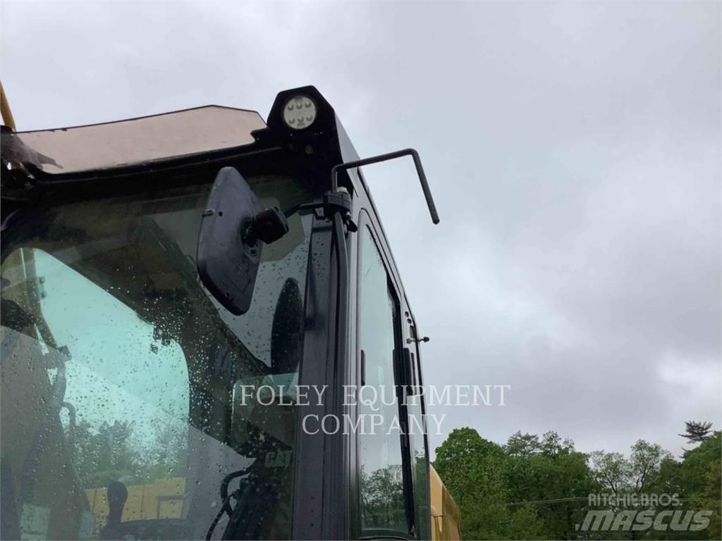CAT 32007 Raupenbagger