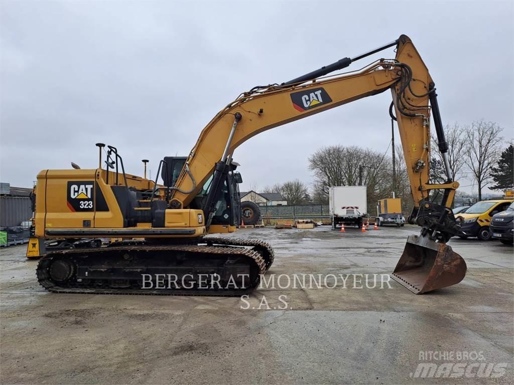 CAT 323 Raupenbagger