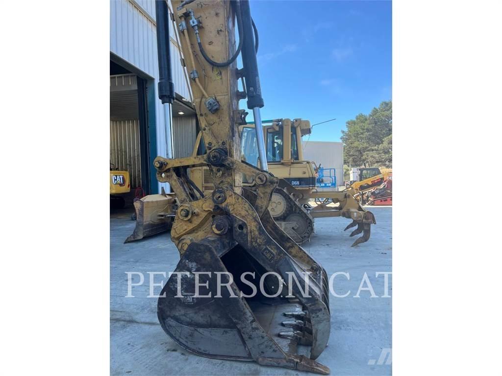 CAT 323 Raupenbagger