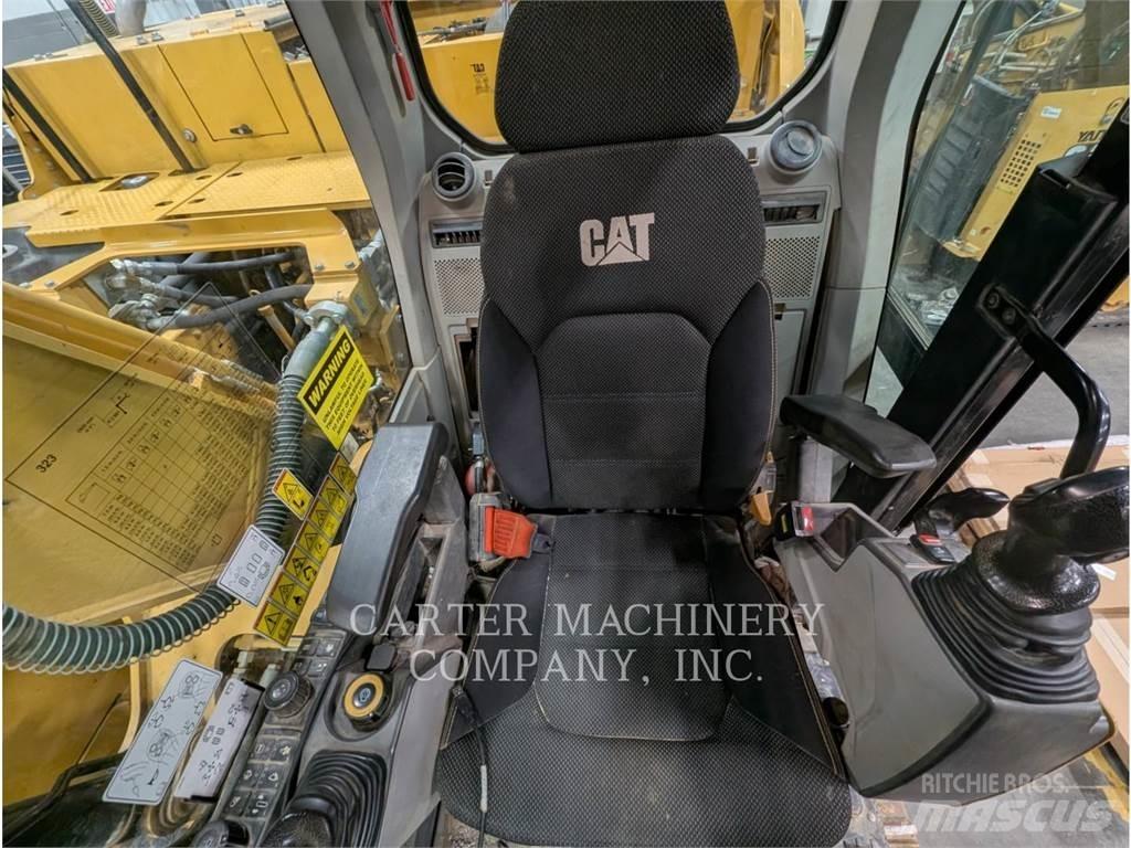 CAT 323 Raupenbagger
