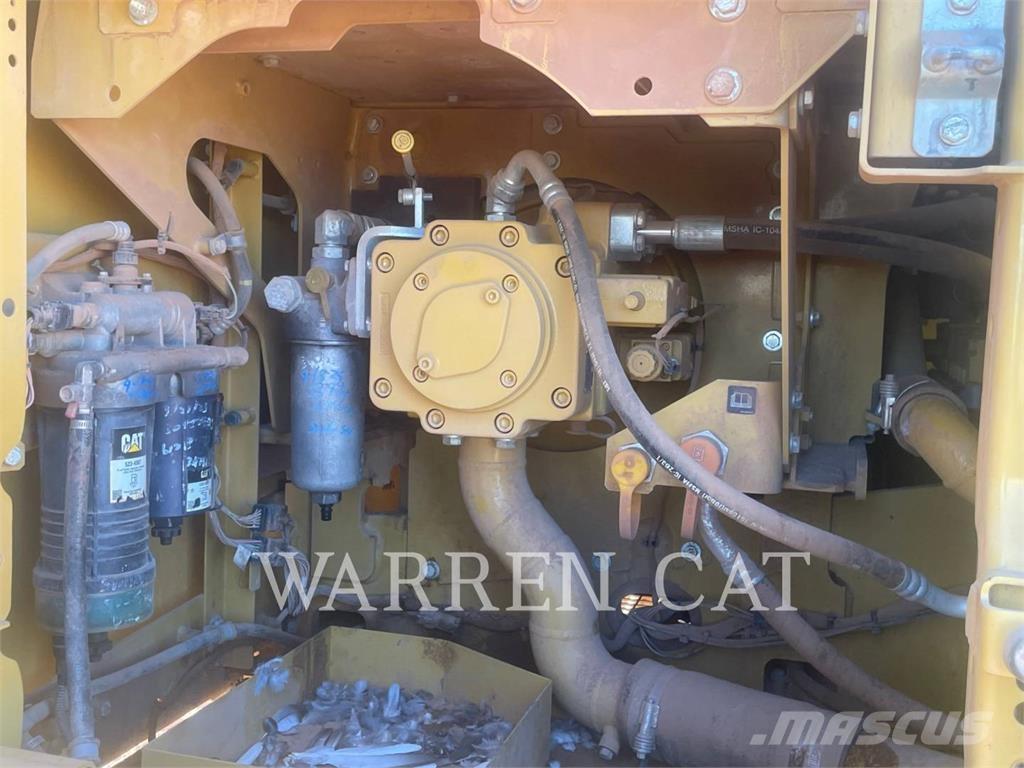 CAT 323 Raupenbagger