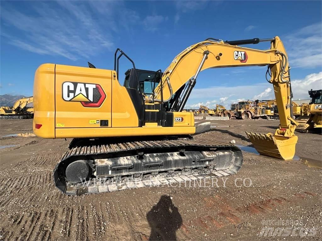 CAT 323 CF Raupenbagger