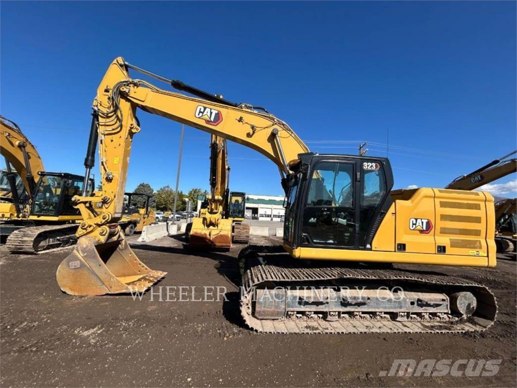 CAT 323 CF Raupenbagger