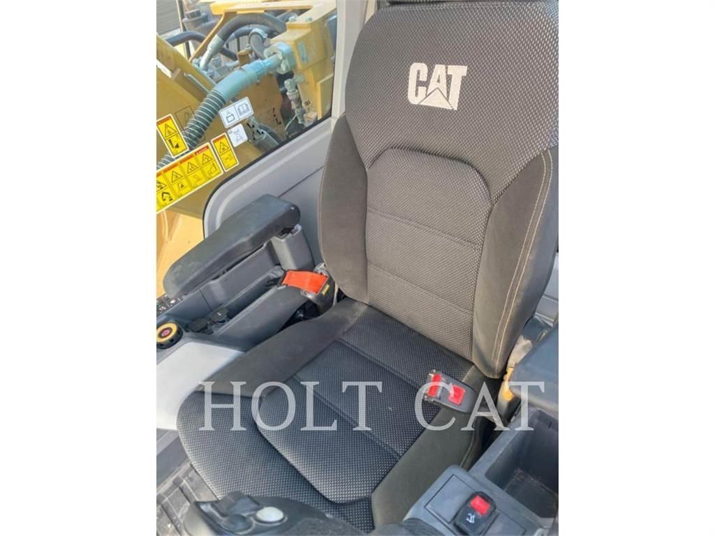 CAT 323 TC Raupenbagger