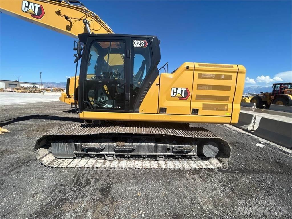 CAT 323 TH Raupenbagger