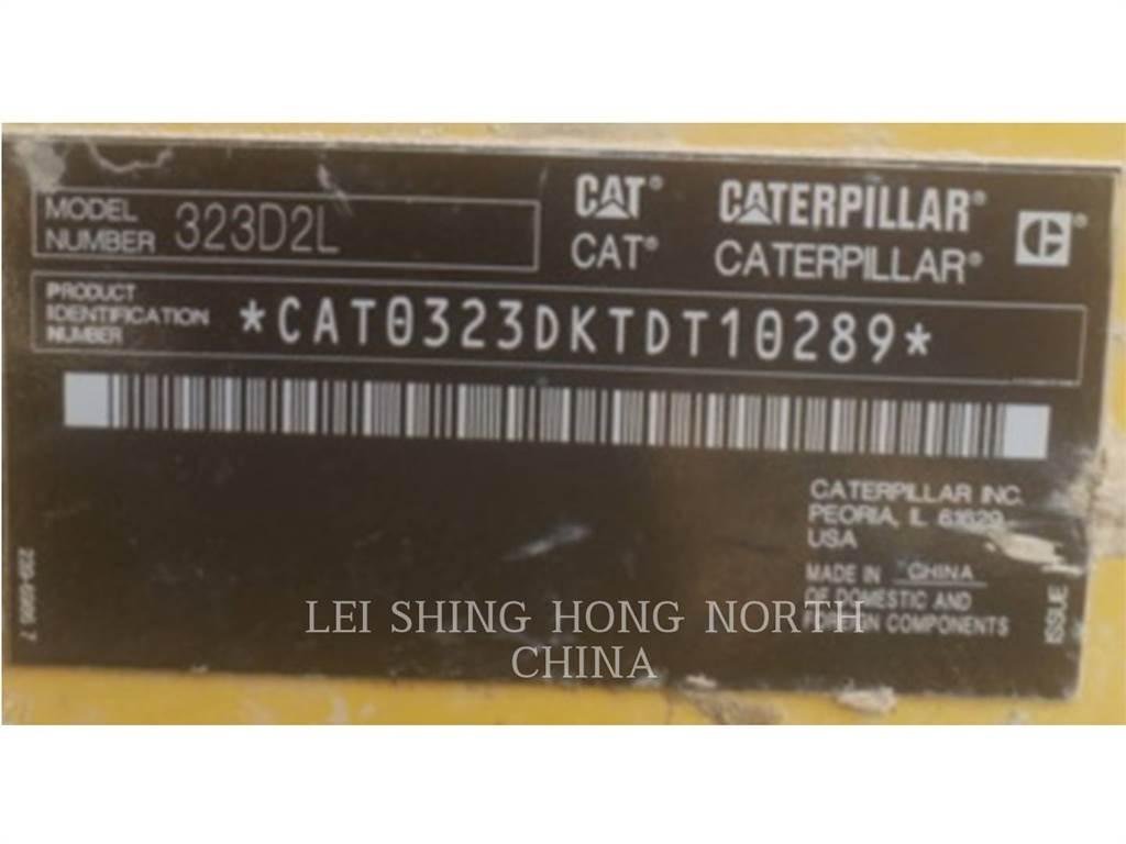 CAT 323D2L Raupenbagger