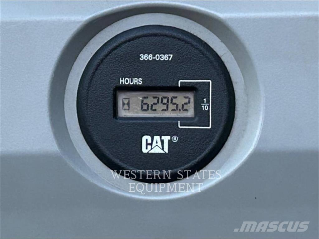 CAT 323F Raupenbagger