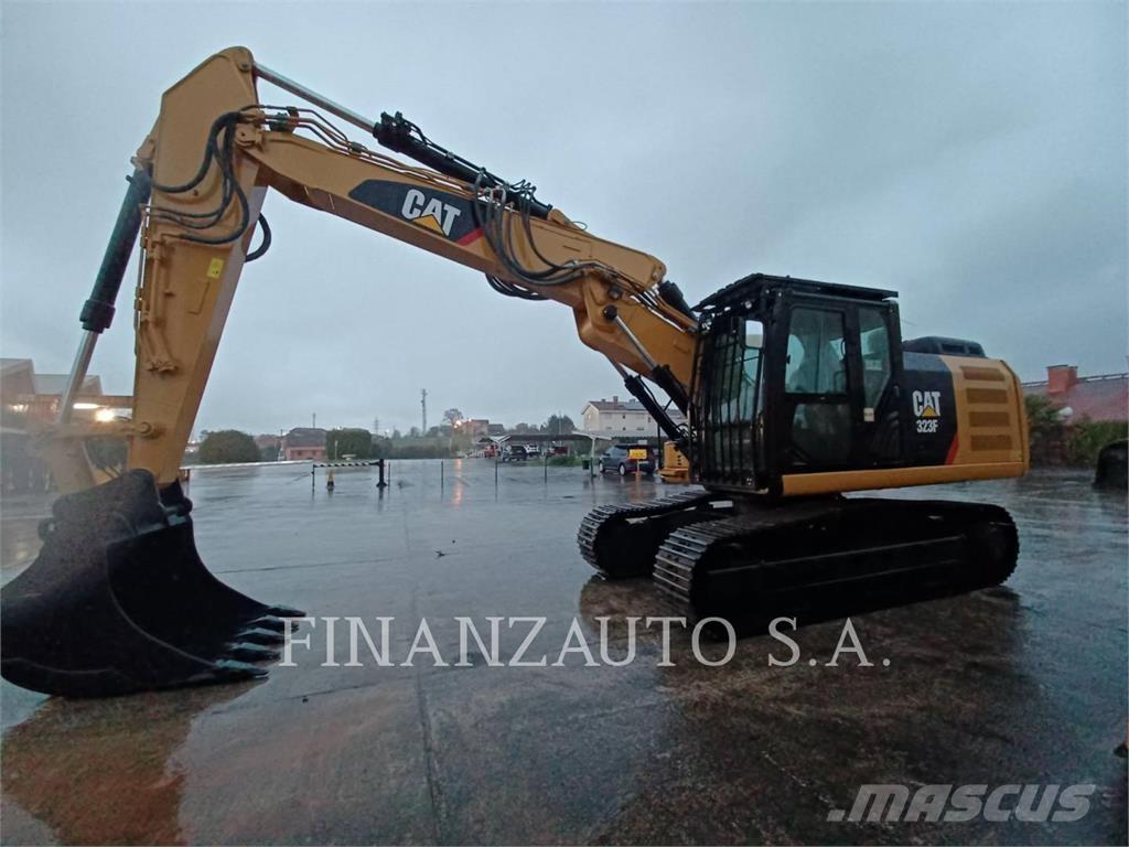 CAT 323F SA Raupenbagger