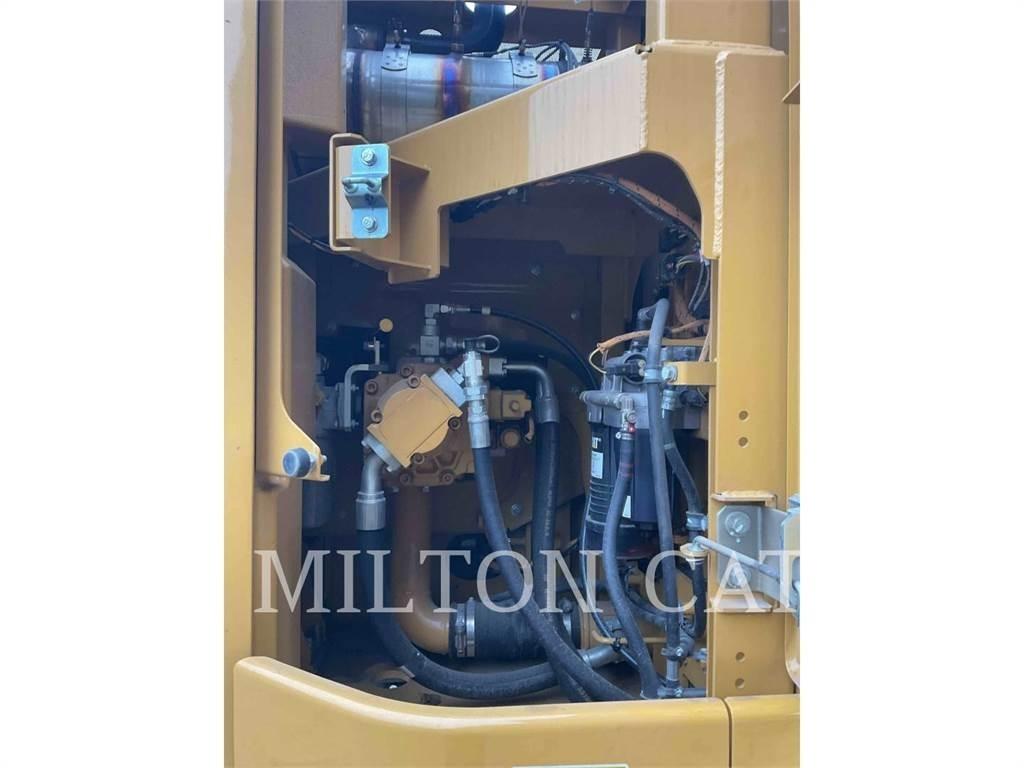 CAT 32507 Raupenbagger