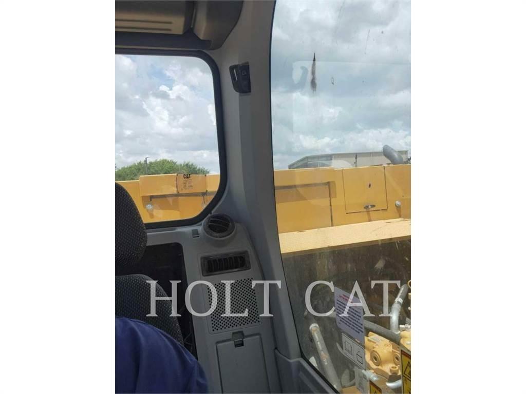 CAT 326 LRF Raupenbagger