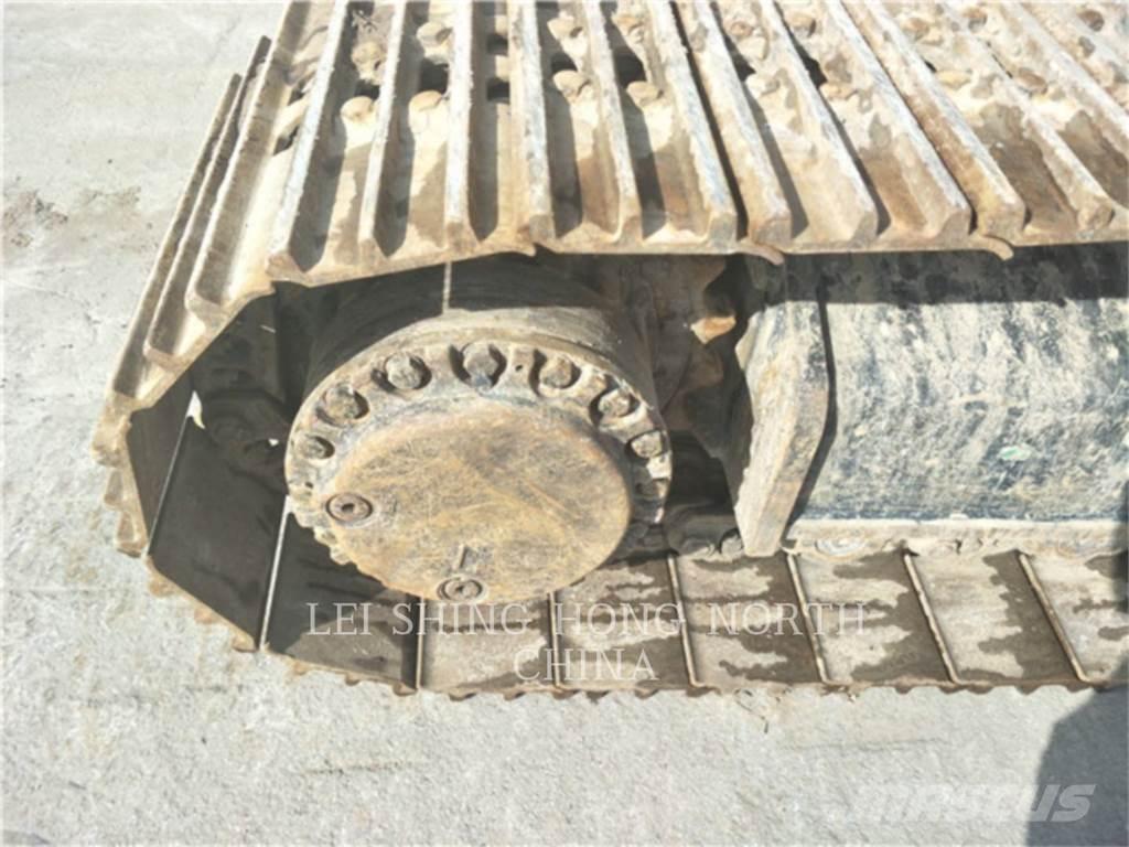 CAT 326D2L Raupenbagger