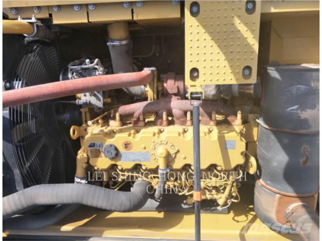 CAT 326D2L Raupenbagger