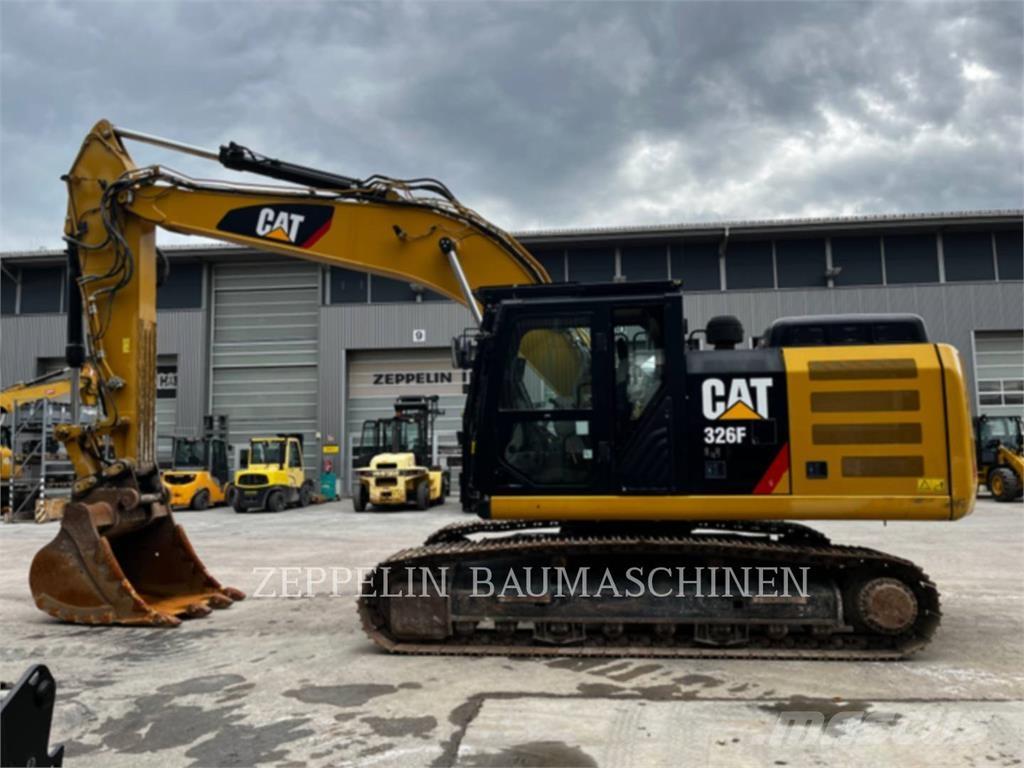 CAT 326FLN Raupenbagger