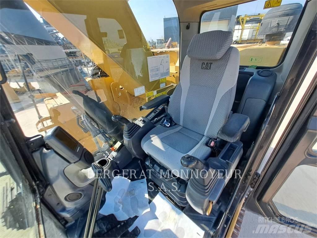 CAT 328D Raupenbagger