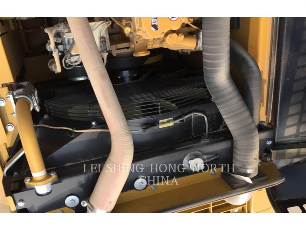 CAT 330D2L Raupenbagger