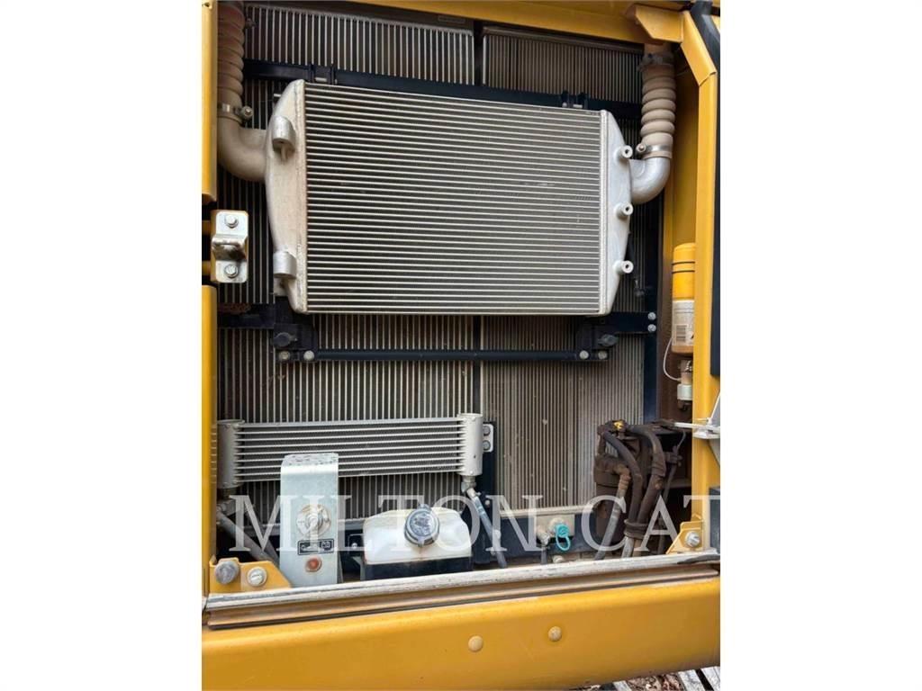 CAT 330FL Raupenbagger