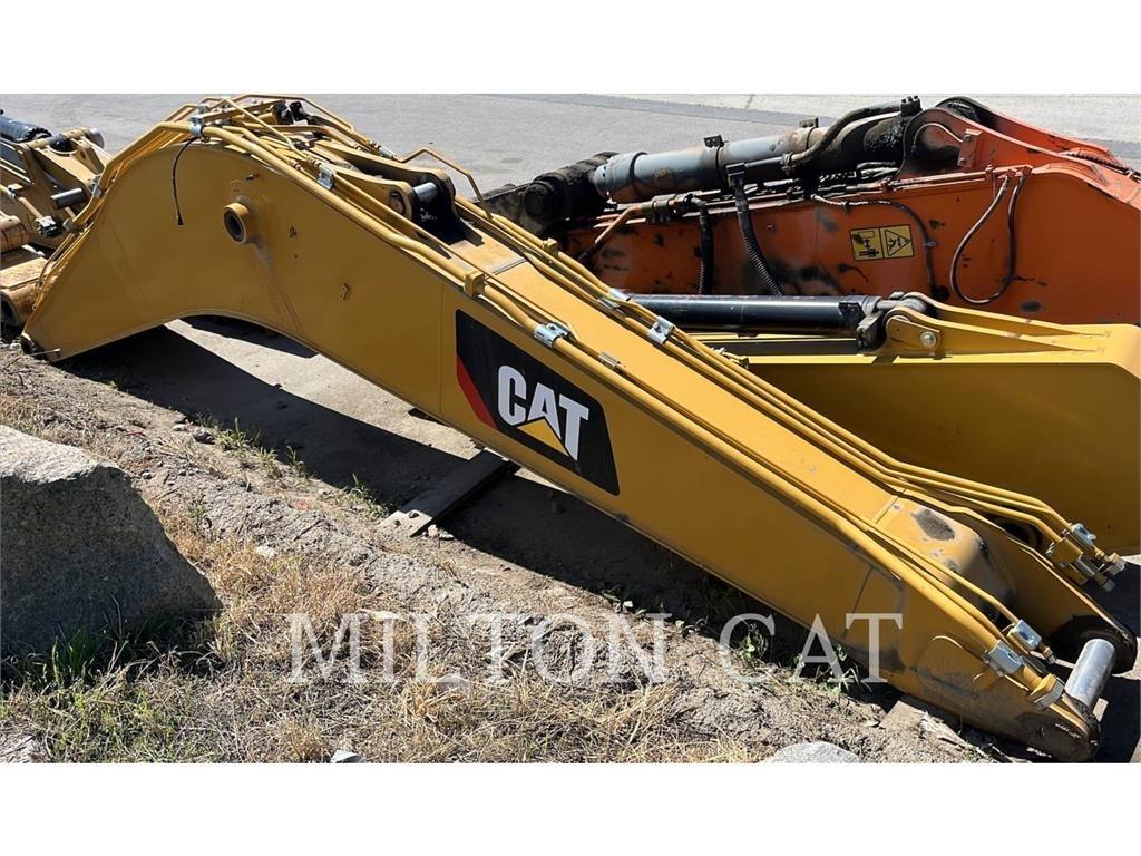 CAT 330GC REACH BOOM Gelenkteleskoparbeitsbühnen