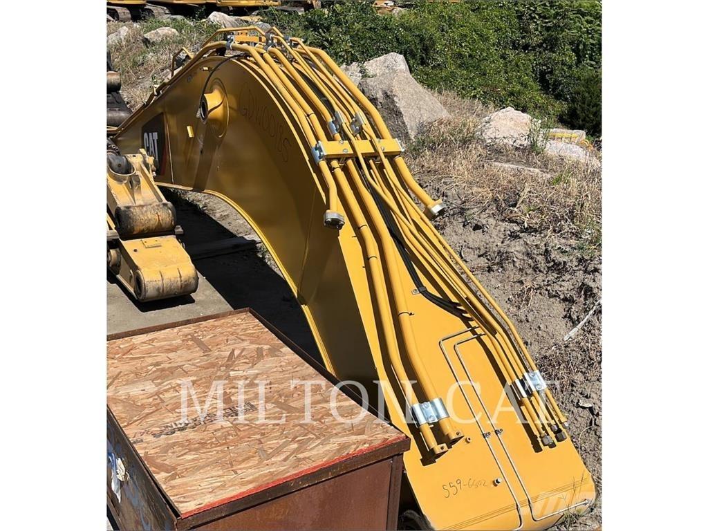 CAT 330GC REACH BOOM Gelenkteleskoparbeitsbühnen
