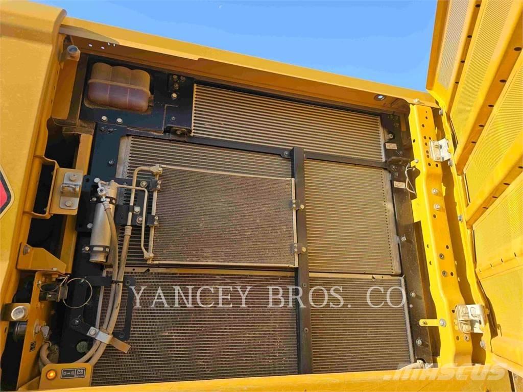 CAT 34008 Raupenbagger