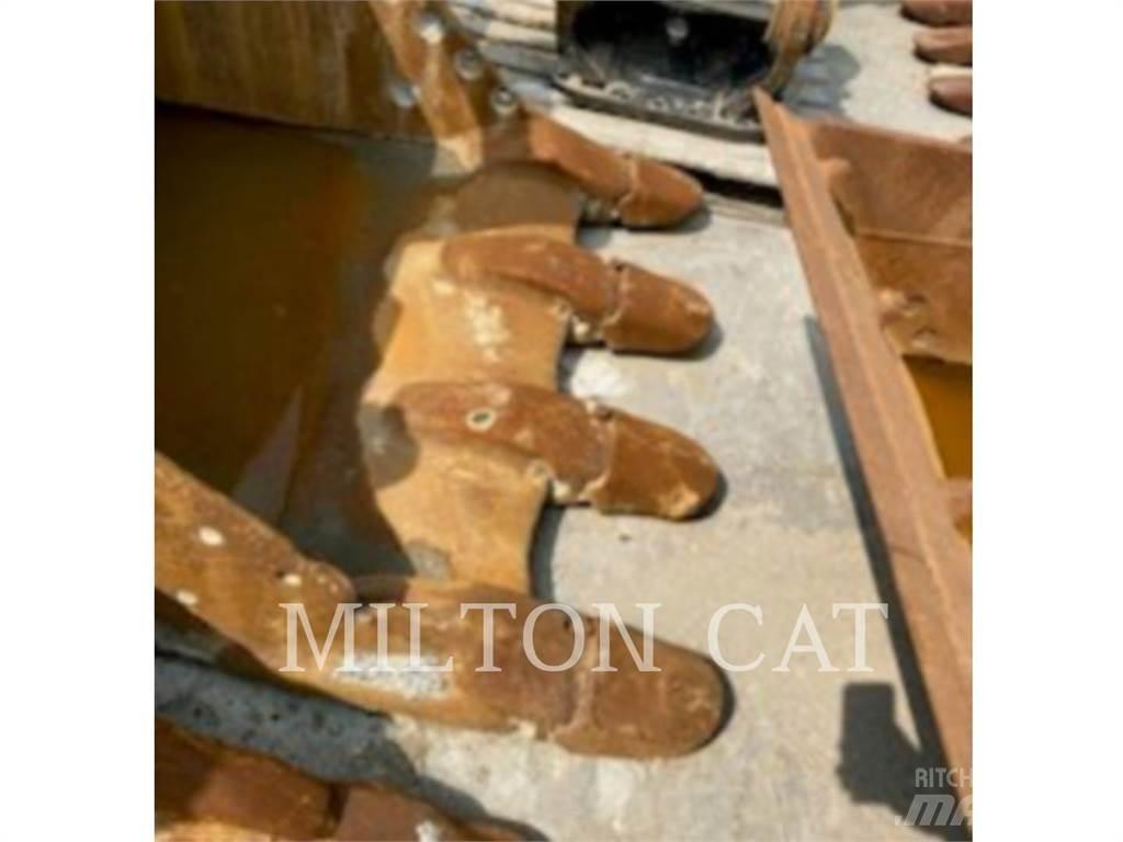 CAT 349 BUCKET 55IN Schaufeln