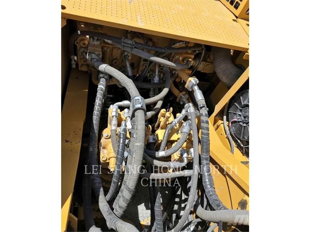 CAT 349D2L Raupenbagger