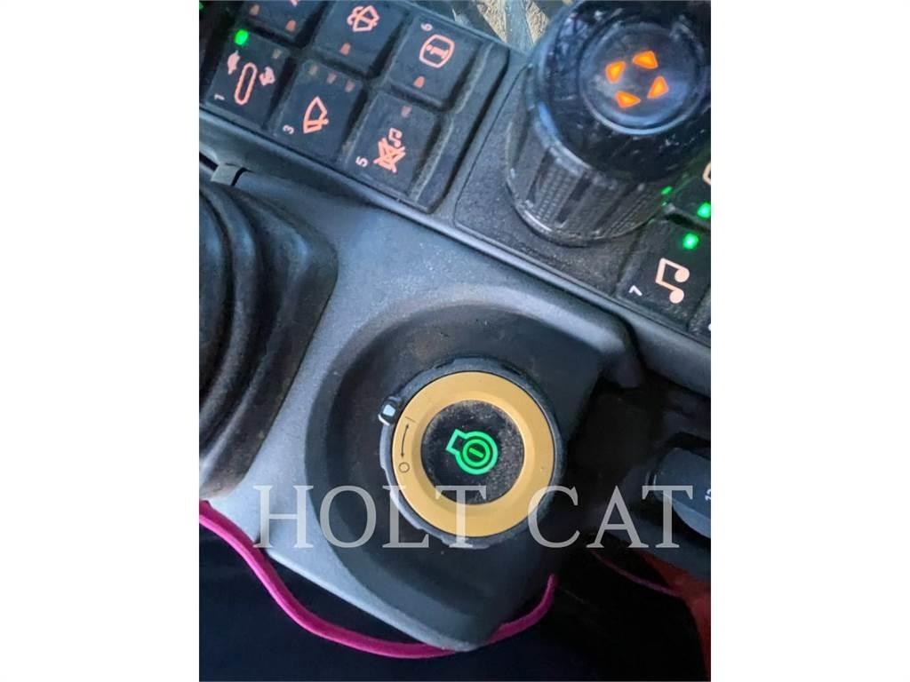 CAT 352-08FG Raupenbagger