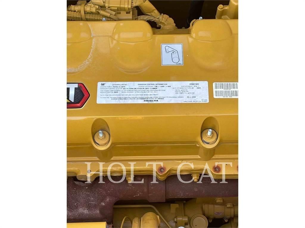 CAT 352 11 Raupenbagger