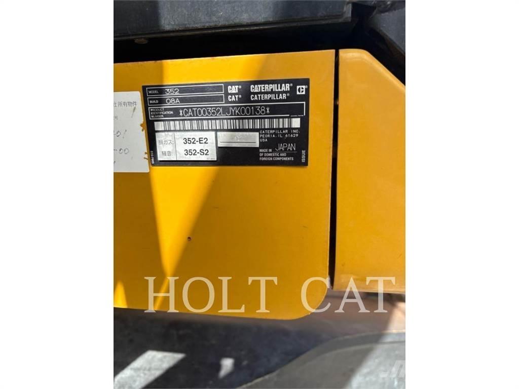 CAT 352 11 Raupenbagger