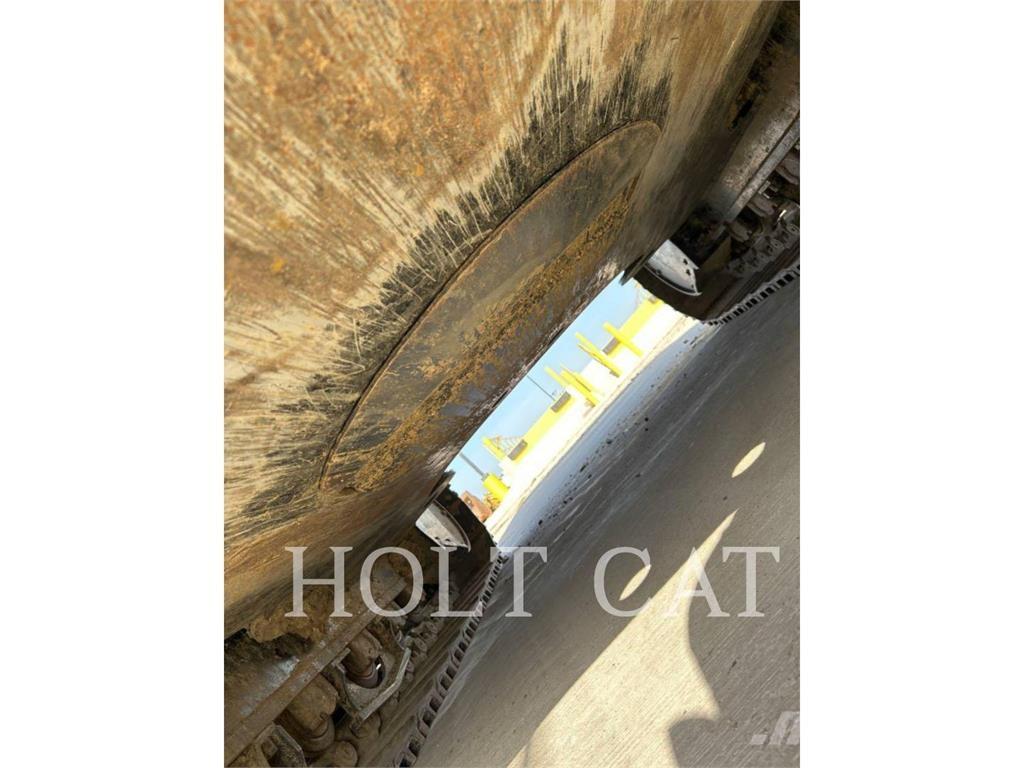 CAT 352 11 Raupenbagger