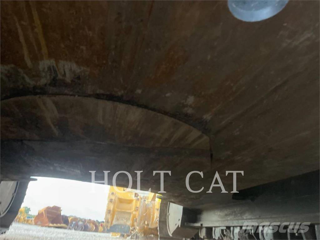 CAT 352 12 TC Raupenbagger