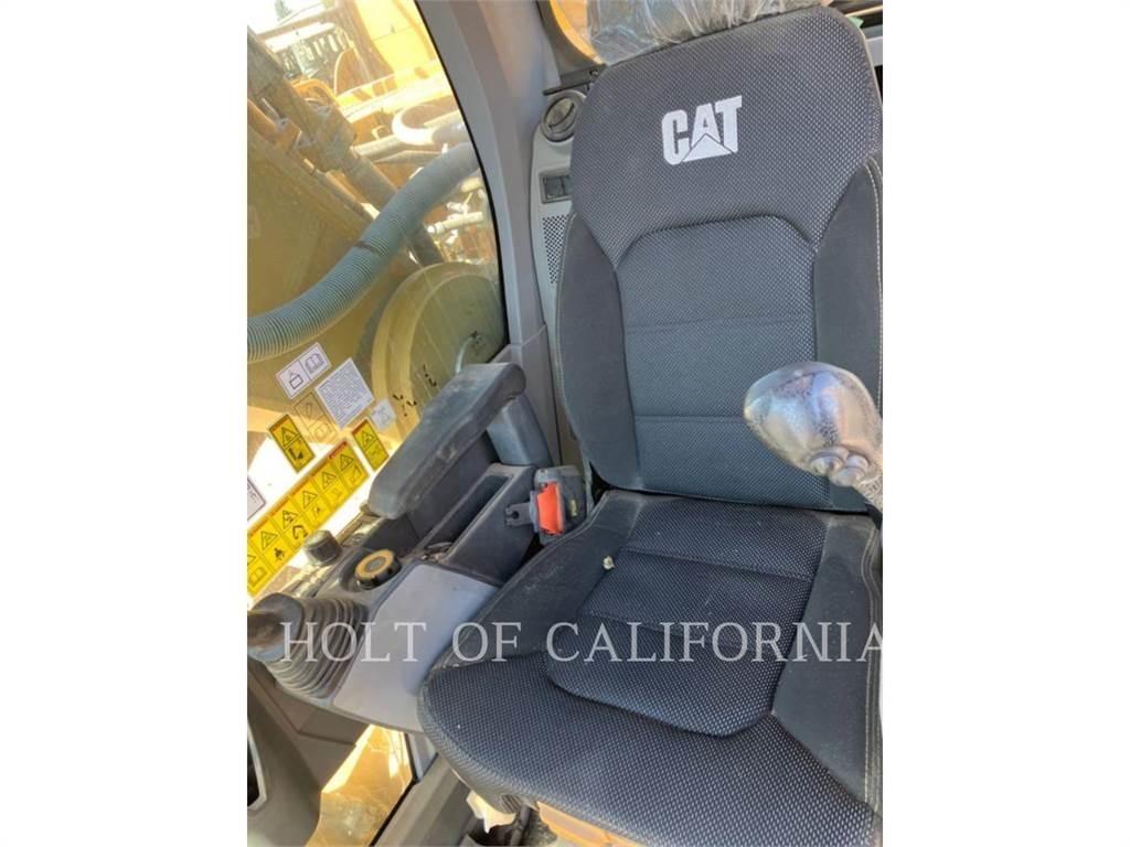 CAT 352FG Raupenbagger