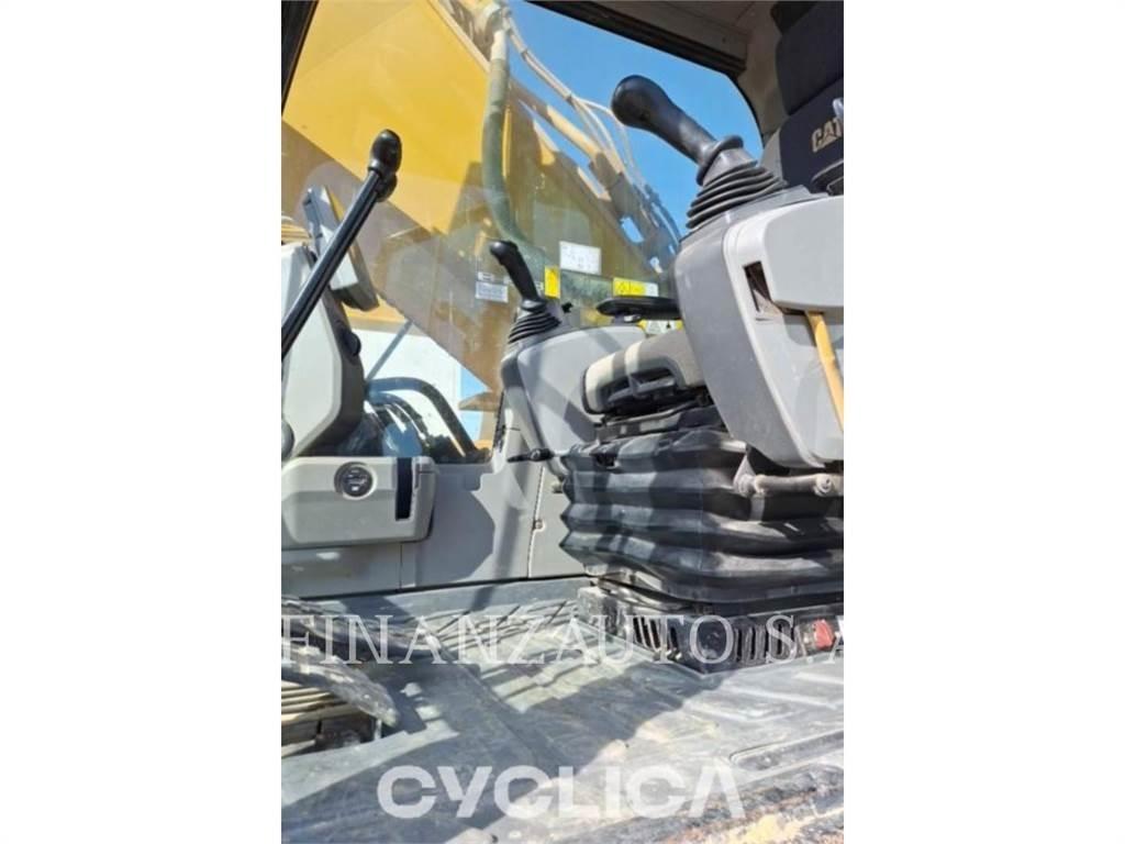 CAT 352FL Raupenbagger