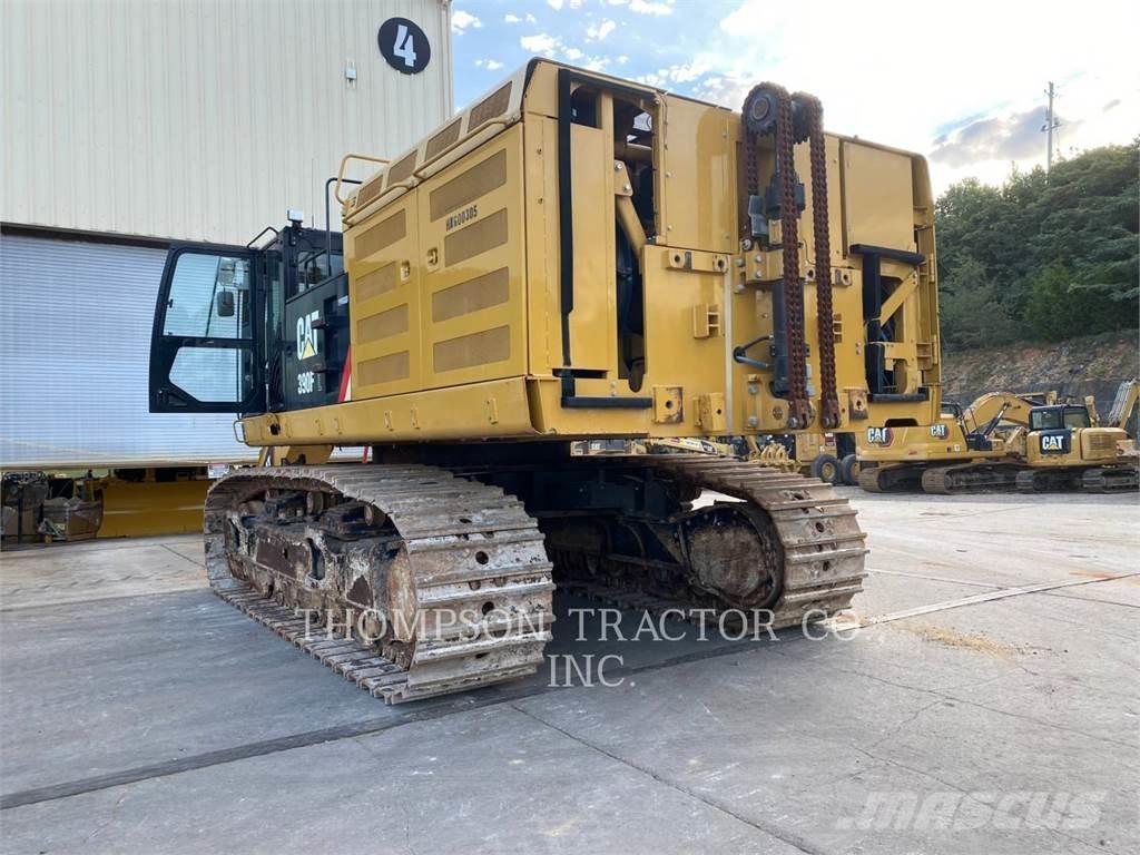 CAT 390FL Raupenbagger
