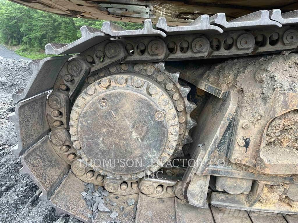 CAT 390FL Raupenbagger