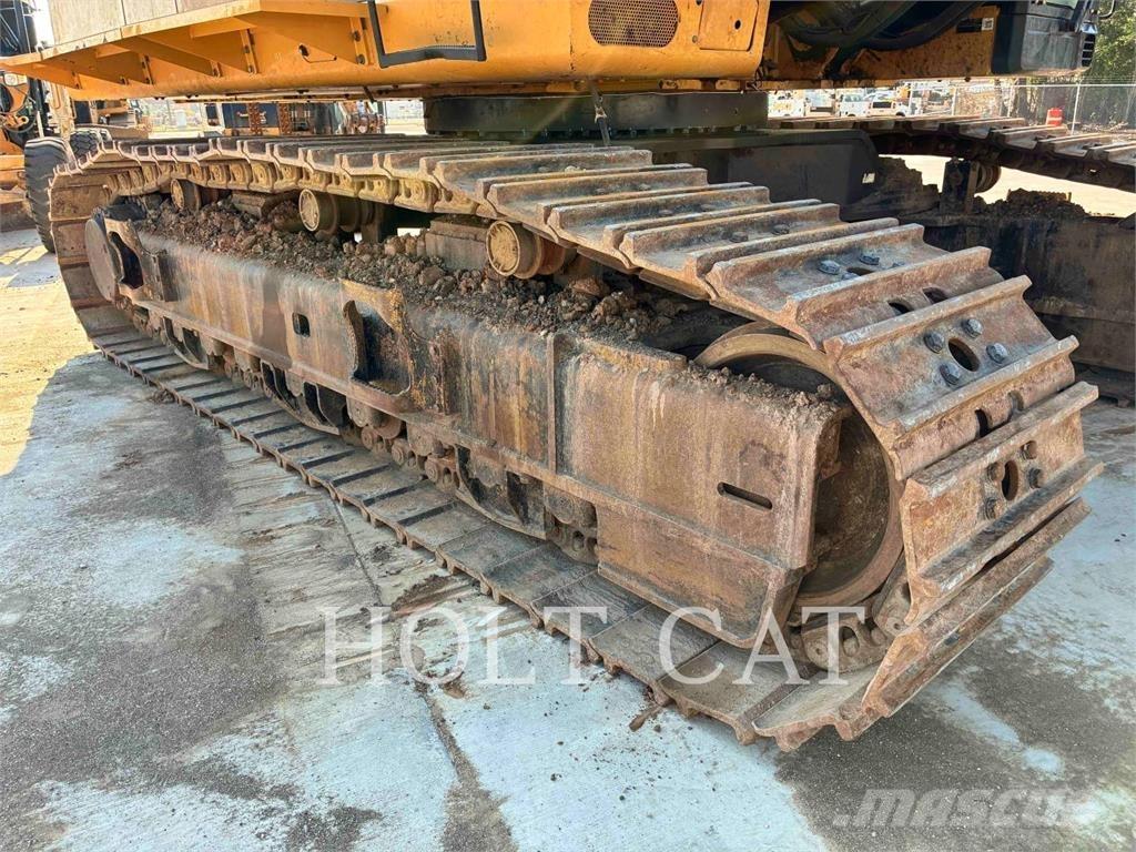 CAT 390FL Raupenbagger