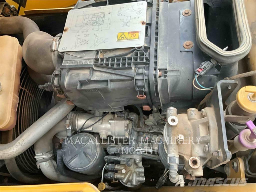 CAT 420F A Baggerlader