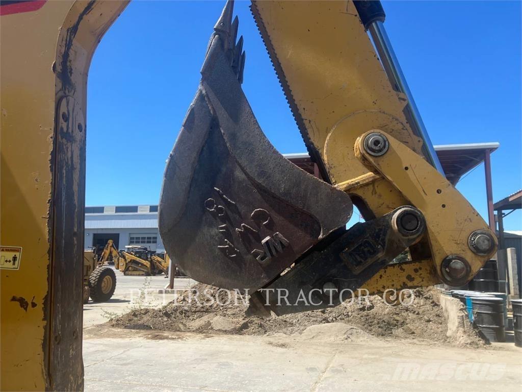 CAT 420F2 Baggerlader