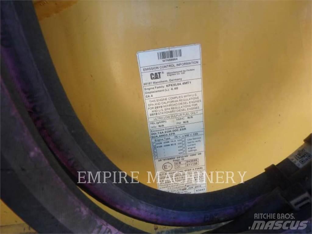 CAT 420F2 4EO Baggerlader
