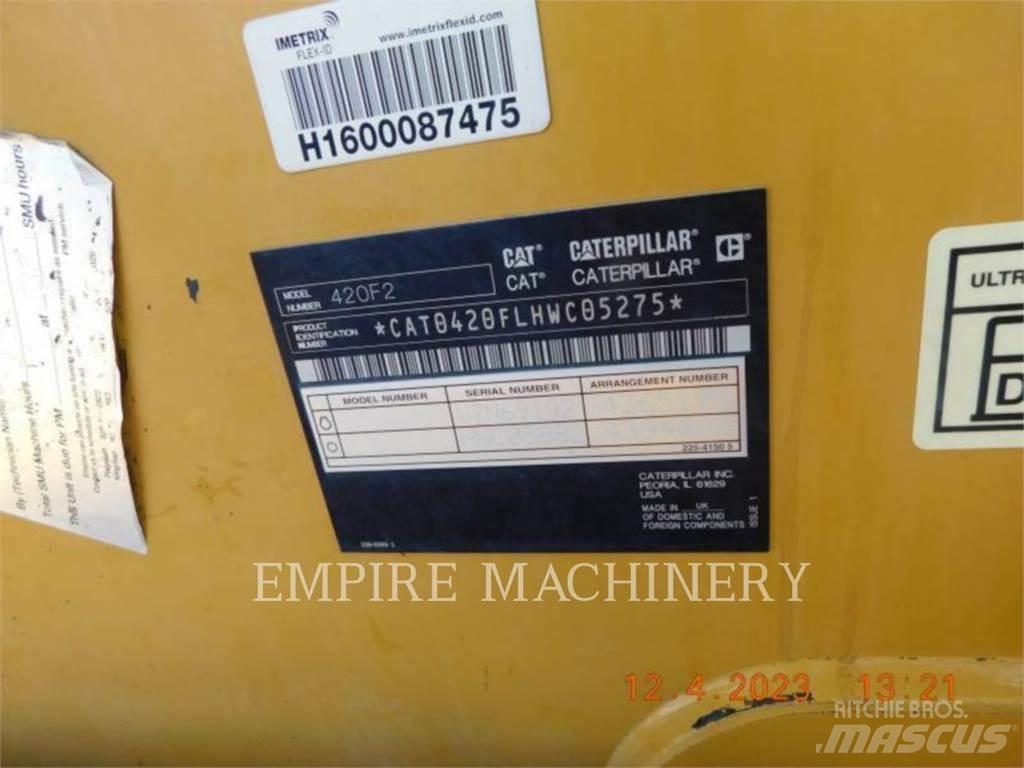 CAT 420F2 4EO Baggerlader